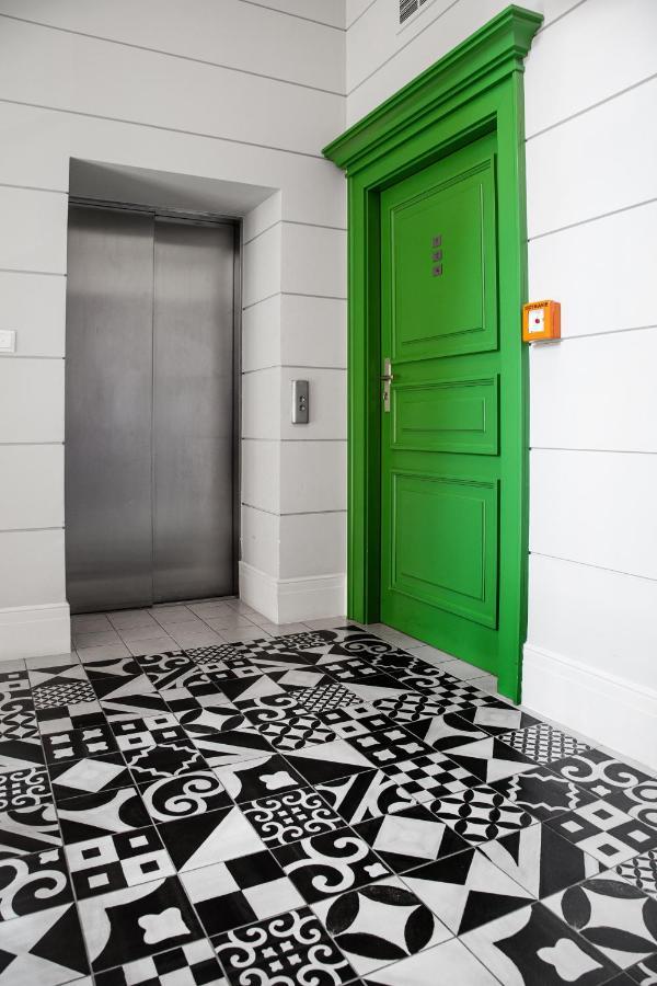 Househost Apartment :Zacisze Street Krakow Luaran gambar